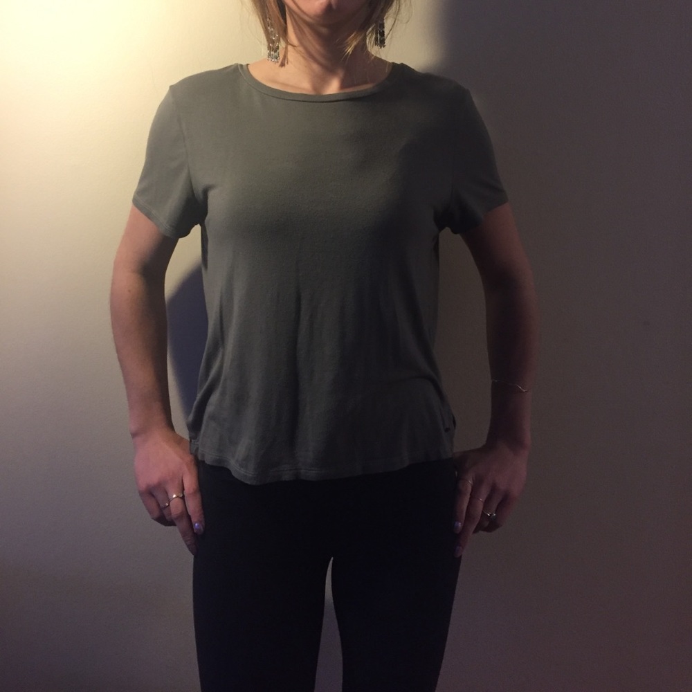 Olive green soft & sexy T-shirt